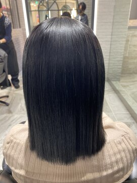 バレット 表参道(VALETTE) ブルーブラックに高濃度ケラチン髪質改善