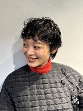 ヴィッカエコル (vicca 'ekolu) パーマヘア／ショートパーマ