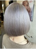 ＠シルバーグレージュ切りっぱなしボブ内巻きボブ