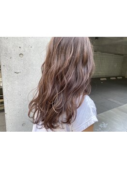 完全アルカリ除去で上質な艶カラーを実現♪BOTTOMSだからできる“髪が喜ぶカラー”【髪質改善/渋谷】