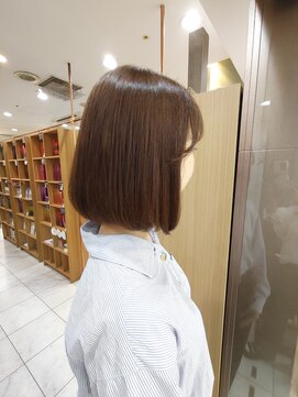 透明感カラーボブ