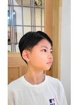 ルナティー(Lunaty)&nbsp;キッズカット　スタイリッシュヘアー