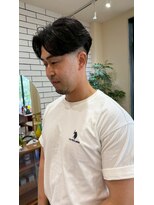 シフト(SHEEFT) センターパートリクルートビジネスカジュアル艶カラーメンズヘア
