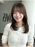 レイヤーカット/ミディアム/10トーンベージュ