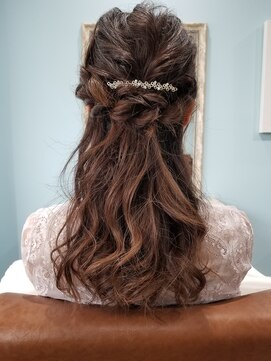 ルークス 中央林間(LOOOKS) ポニーテール風　編みおろし　ヘアセット
