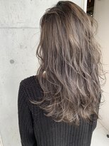 リアン(Lien)&nbsp;Lien☆ハイライトグレージュ×アッシュブラウン×外ハネボブ