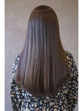 マカ(MAKA) ツヤツヤストレート