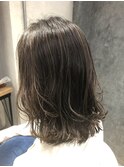 ミディアムハイライトベージュ