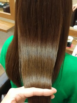 ヘアーズクリッツア(HAIR'S CKRIZIA)の写真/ダメージが気になる方にオススメ◎髪の内部から補修し、潤いたっぷりの艶めく髪に導きます―。