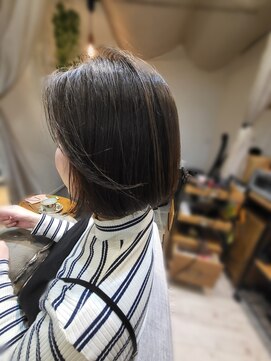 ハピリー(happily) 艶Bob