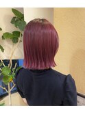 切りっぱなしボブ/チェリーレッドカラー/ハイトーンカラー・20代