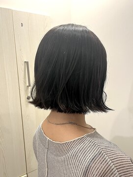  リュクスバトーバイトリコ 船橋南口店(Luxe BATEAU by tricot) 外ハネボブ