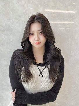 マウル 栄(MAEUL) 韓国くびれヘア　レイヤーカット　長め前髪