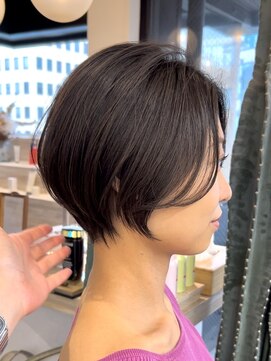 ロンドアジュール 横浜(Lond azur) ★横浜で大人美人ショート!黒髪でも頭が大きく見えない!