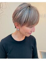 フェメ 立川(PHEME)&nbsp;白髪ぼかしハイライト/地毛ハイライト