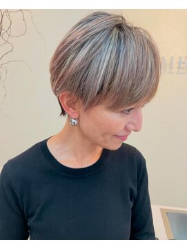 フェメ 立川(PHEME) 白髪ぼかしハイライト/地毛ハイライト