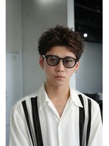 フィフス トウキョウ (fifth TOKYO) 渋谷緩めスパイキーパーマルーズショートメンズショート