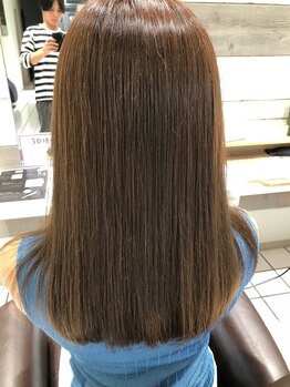 エモーション ヘアーメイクの写真/【触りたくなる艶髪に】当店人気NO1縮毛矯正☆絹のような手触りでいつでも触りたくなる美しさに…♪