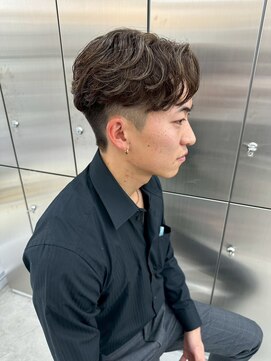 ユイマァル 岡山(YUIMARL) メンズパーマ20代30代40代フェザーパーマ刈り上げショート
