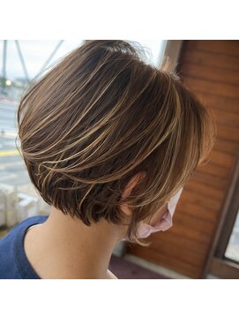 リドル ヘアー 駒生店(Riddle HAIR) ショートのハイライトスタイル