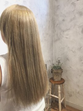 ボヌールヘア(BONHEUR HAIR) ボヌールヘアー 綾瀬【YUKIE】プラチナベージュ