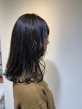 リー ルーチェ 布施(Lee Luce) ナチュラル黒染め