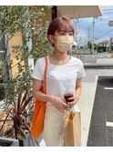 ピンクベージュ