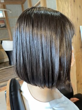 ベッツ(bets) 前下がりボブ