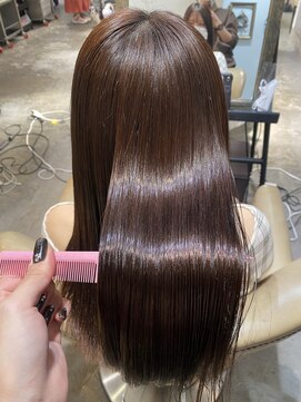 レガーレ(Legare) オートクチュールトリートメントで艶髪！