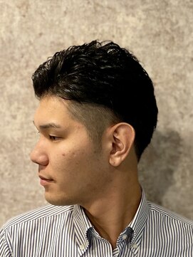 ティーズ アカサカ(T's AKASAKA) ビジネススタイル