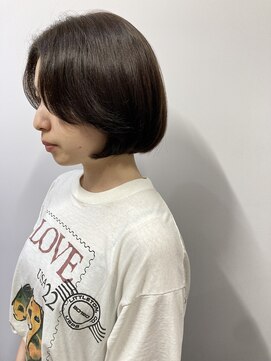 エイト(eight) クラシカルなボブスタイル