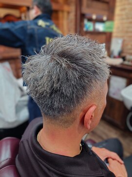 ラボーテイサミヘアーイースト(La.beaut'e ISAMI HAIR EAST) ダークアッシュカルマパーマベリーショート〈理容室〉東浦和