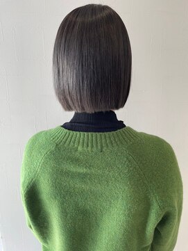 アムアム(amu_amu) 透明感抜群外国人風カラー★カット+イルミナカラー+うる艶TR