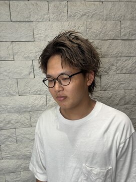 ラヴリア カミツ(LOVERIA KAMITSU) スパイキーショート