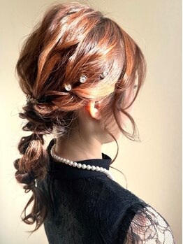 アミューズ(amuse)の写真/【勝田台駅徒歩30秒】結婚式/2次会/入学式/卒業式/記念日に大切な日のヘアセットは是非お任せください。