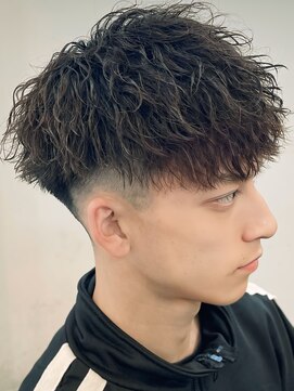 バース バイ ハピネス(BIRTH by happiness) 奈良メンズツイストスパイラルパーマフェードショートマッシュ