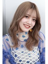 ソレイユトウキョウシブヤ(SOLEIL TOKYO shibuya)&nbsp;ロング顔周りレイヤー人気ベージュカラー