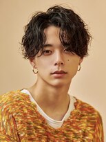 オーシャントーキョー(OCEAN TOKYO)&nbsp;【大人の色気】波巻きパーマ黒髪センターパートツーブロック