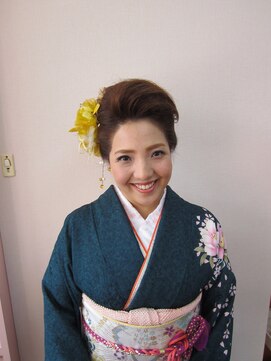 美容室イーナ(e na) かわいい演歌歌手☆