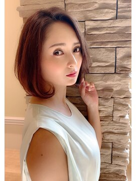 レウナ 外苑前(Reuna) 大人可愛いワンカールボブ ひし形ボブ 30代40代