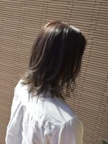 チトセ美容室(chitose)&nbsp;レイヤースタイルのハイライトカラー
