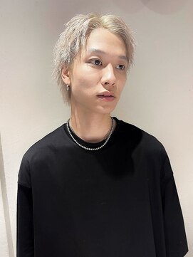 メゾン ノエラ(Maison Noella) 【中川】ブロンド/スパイキーショート／メンズ