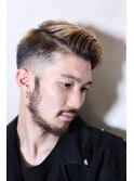 アップバングサイドパートスキンフェードバーバースタイル
