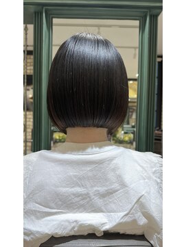 モナン 渋谷(Monan) ぷつっと丸みボブ