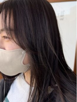 ニキ ヘアー ネイル 子安店(niki hair, nail)の写真/髪質・骨格・クセに合わせたカットで伸びても美しいスタイルをキープ！自分らしさを見つけに来てください☆