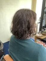 ワラティク(WARATI C)&nbsp;白髪ぼかし/パーマスタイル