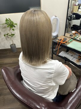 ライフ 住道店(Lyfe) ミルクティベージュメルティカラー_似合わせカット_446