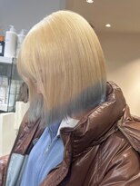 ベレーザ 渋谷(BELEZA) 11816ホワイトブロン髪切りっぱなしボブ袖カラーブルーカラー