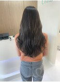 ロングヘア×アッシュグレージュカラー