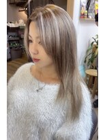 オリビアヘアー(OLIVIA HAIR) 根元ぼかし×柔らかベージュカラー